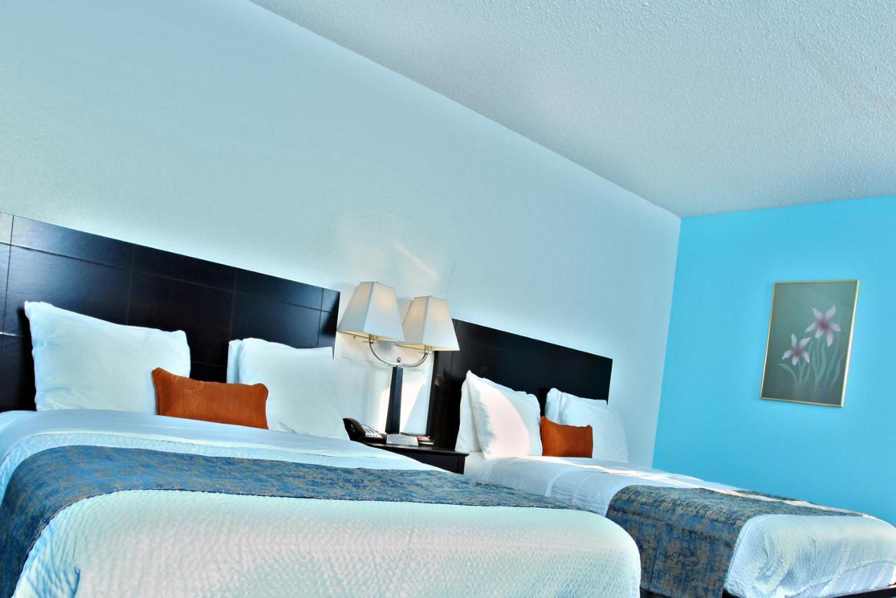 Coratel Inn & Suites By Jasper Newton Buitenkant foto