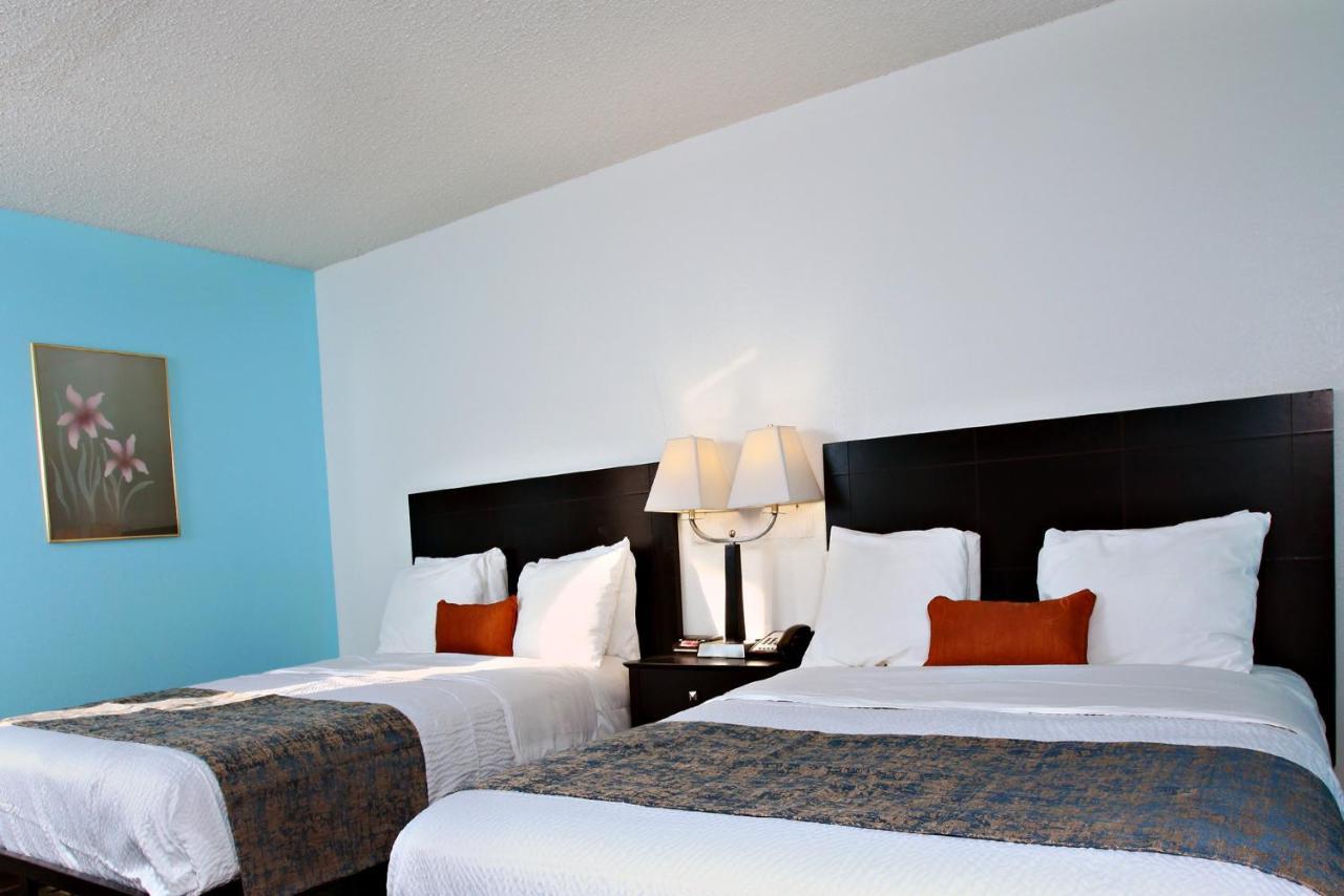 Coratel Inn & Suites By Jasper Newton Buitenkant foto