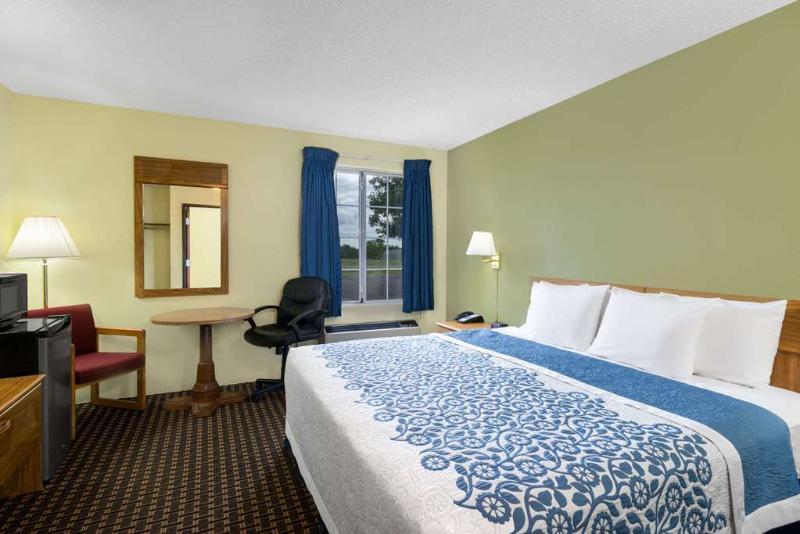 Coratel Inn & Suites By Jasper Newton Buitenkant foto